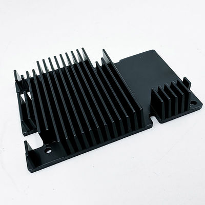 Feitai CNC που επεξεργάζεται τα πτερύγια Heatsink αργιλίου μερών στη μηχανή που ενώνουν στενά τα δροσίζοντας τμήματα θερμαντικών σωμάτων