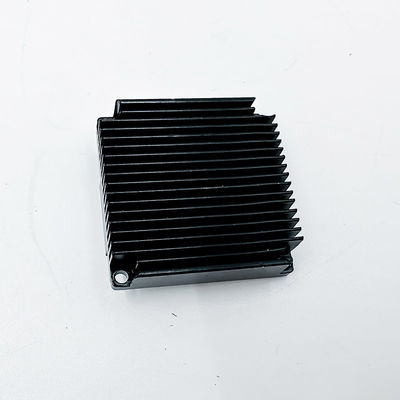 ISO9001 αργίλιο Heatsink εξώθησης αργιλίου συνήθειας για το δορυφόρο επικοινωνιών